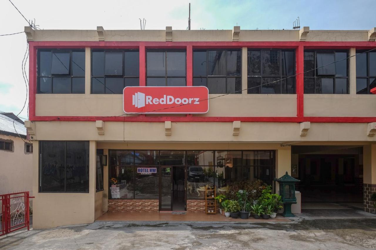 Reddoorz At H&W Hotel Solo Bagian luar foto